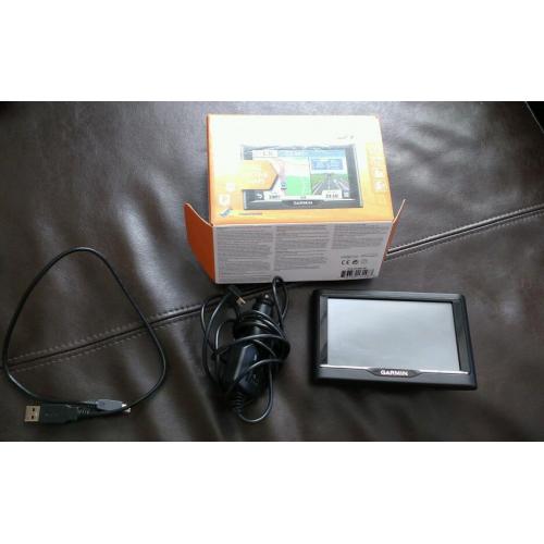 GARMIN NUVI 57 LM with western EUROPE maps SAT NAV