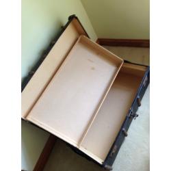 Vintage antique Large vintage steamer trunk / case