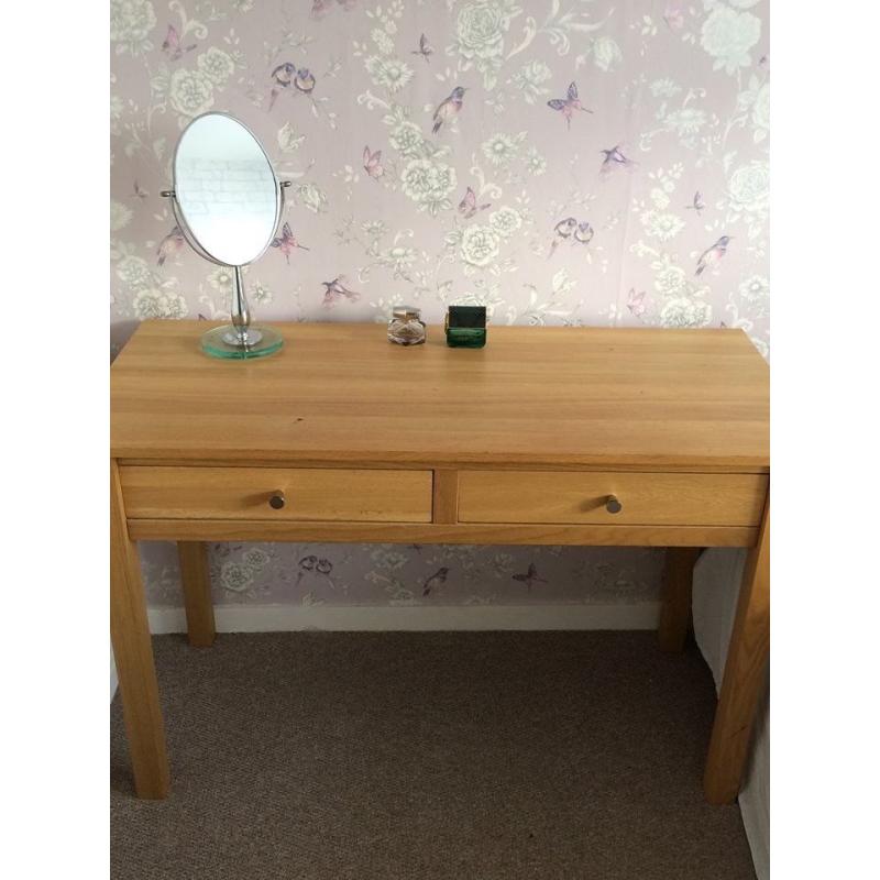 Solid Oak dressing table with chair