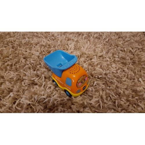 Vtech Toot Toot Drivers Garage - Immaculate condition with box and extra car (dumper truck)