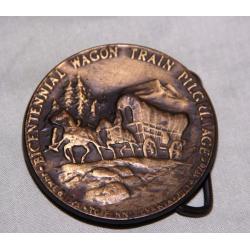 WILD WEST COLLECTIBLE - VINTAGE BELT BUCKLE - BiCENTENNIAL WAGON TRAIN 1776 TO PENNSYLVANIA USA