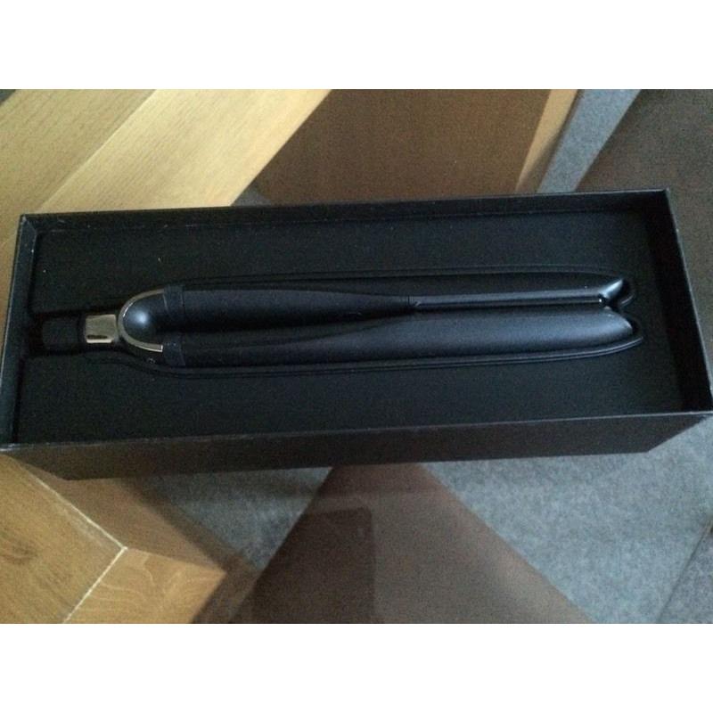 GHD PLATINUM STRAIGHTNERS