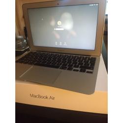 2015 11-inch MacBook Air 4GB *Barely used*