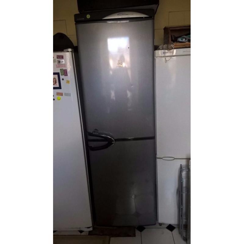 Daewoo frostfree fridge freezer grey