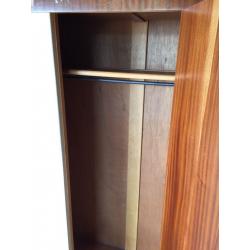 FREE WOODEN / WHITE WARDOBE,CAN DELIVER