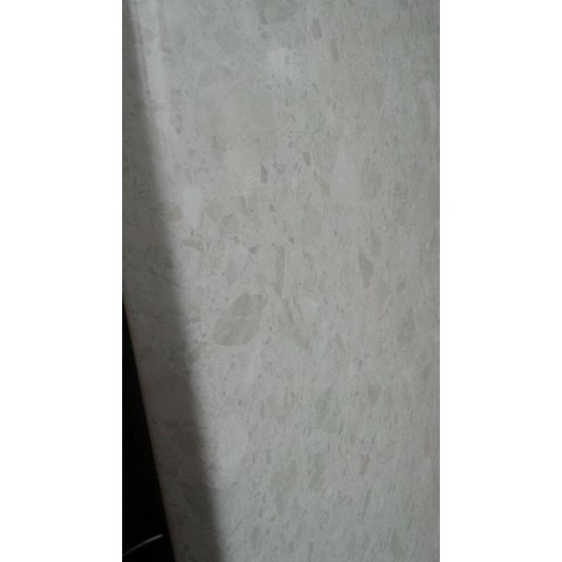 AXIOM 'SERENE' WHITE GLOSS WORKTOP 1.7M