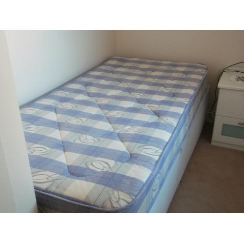 Single divan bed and headboard