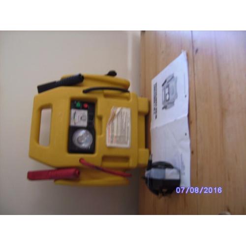 This is a 2 in 1 Jump Start W?Compressor