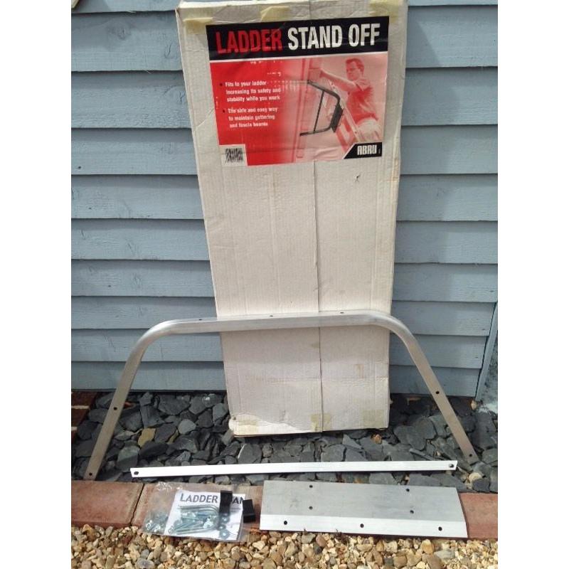 Ladder Stand Off (Abru)