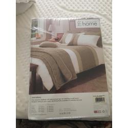 Catherine Lansfield King Size Duvet Bedding Set *BRAND NEW*