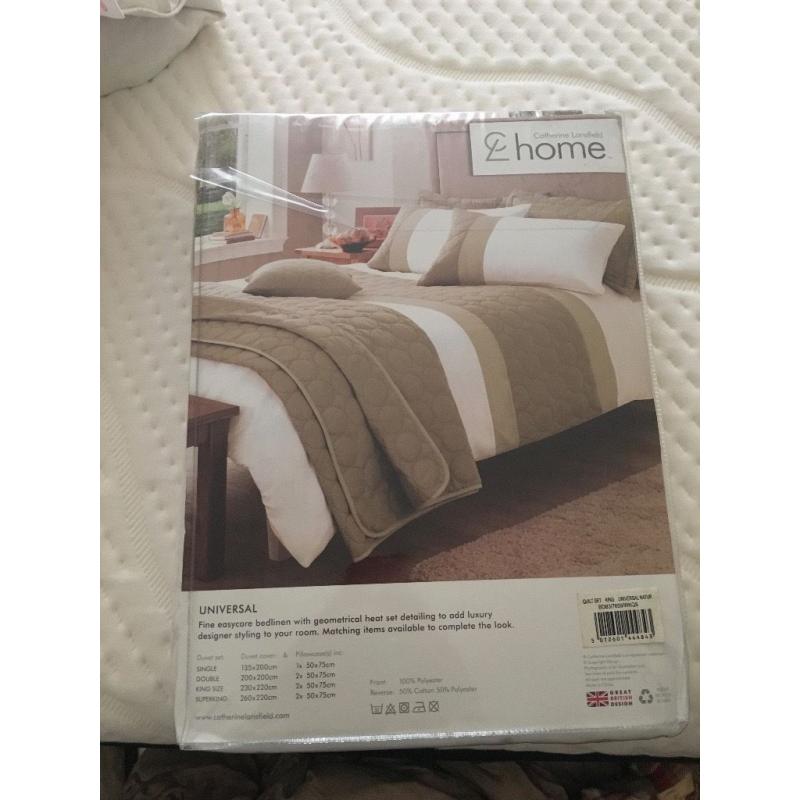 Catherine Lansfield King Size Duvet Bedding Set *BRAND NEW*