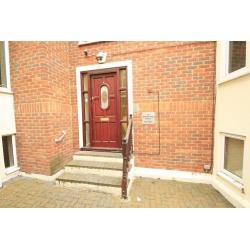 WONDERFUL TWIN ROOM IN ARCHWAY, CHEAP PRICE FOR THIS WEEK! near to archway station (76a)