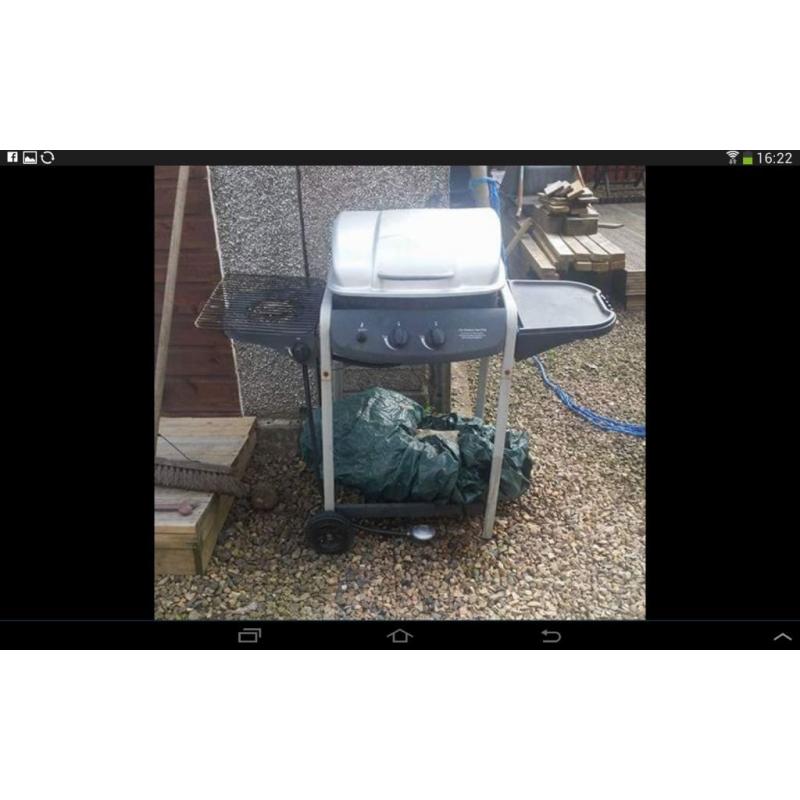 Small gas bbq