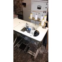 For sale**SINGER 812U INDUSTRIAL OVERLOCKER SERGER 2 NEEDLE 5 THREAD SEWING MACHINE**