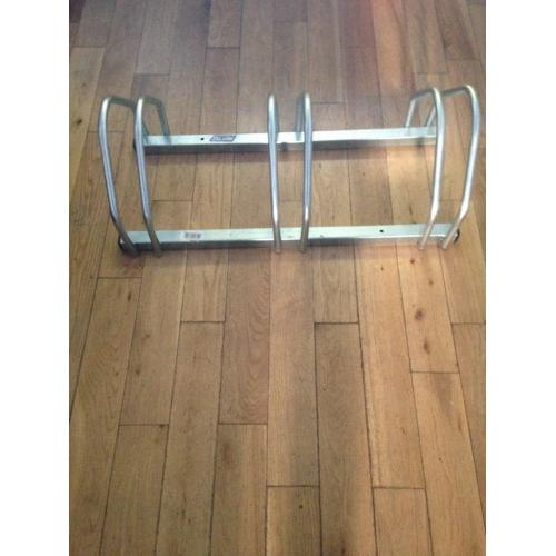 Bicycle Stand for 3 bicycles