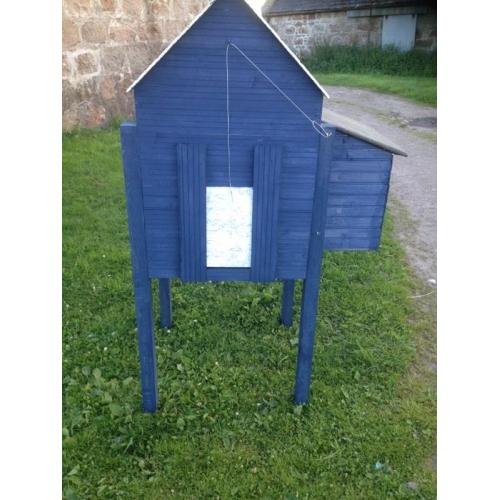 Lovely Blue Chicken House - Brand New