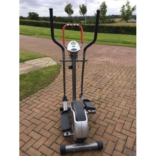 Body Sculpture Cross Trainer / Elliptical Strider