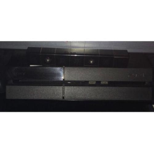 PS4 10 games 2 controllers 1 headset and 1 motion camera