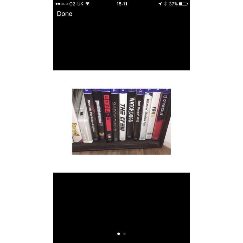 PS4 10 games 2 controllers 1 headset and 1 motion camera