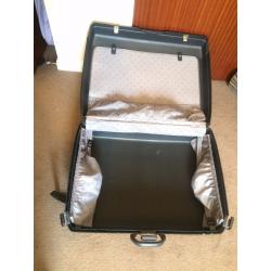 SAMSONITE Hard Shell Suitcase