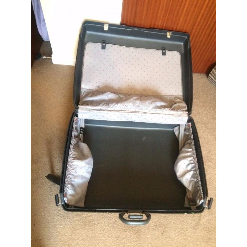 SAMSONITE Hard Shell Suitcase