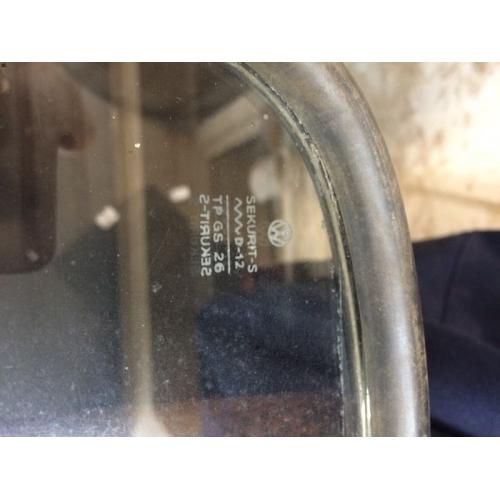 RARE CAMPER VAN GENUINE SPLIT SCREENS