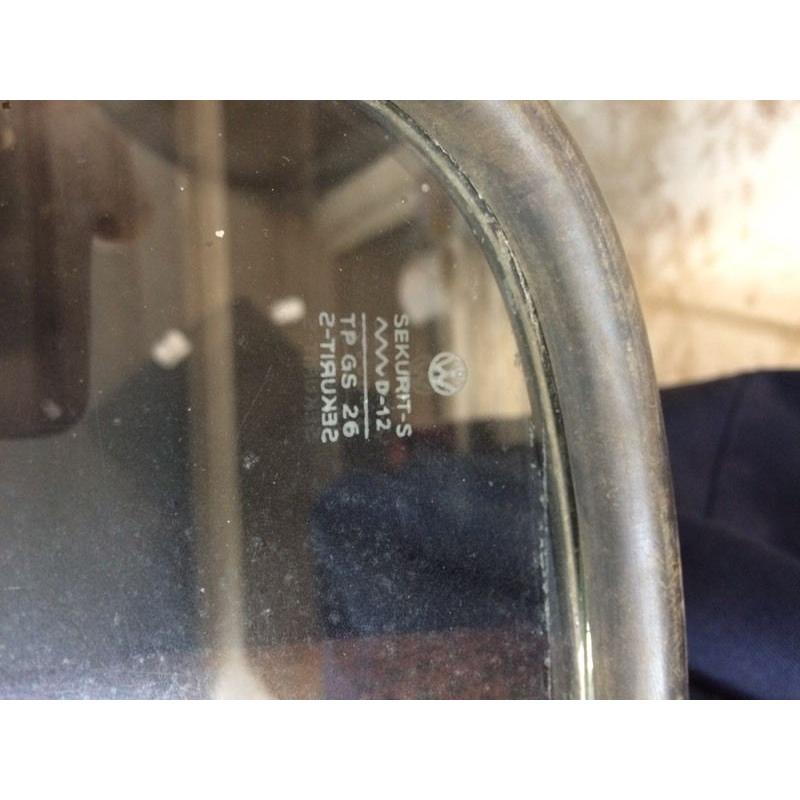 RARE CAMPER VAN GENUINE SPLIT SCREENS