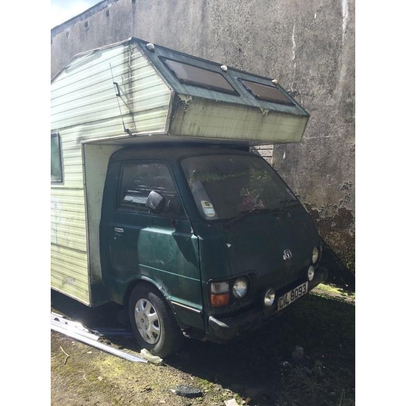 Toyota Hi-ace camper (project)