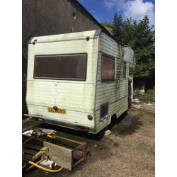Toyota Hi-ace camper (project)