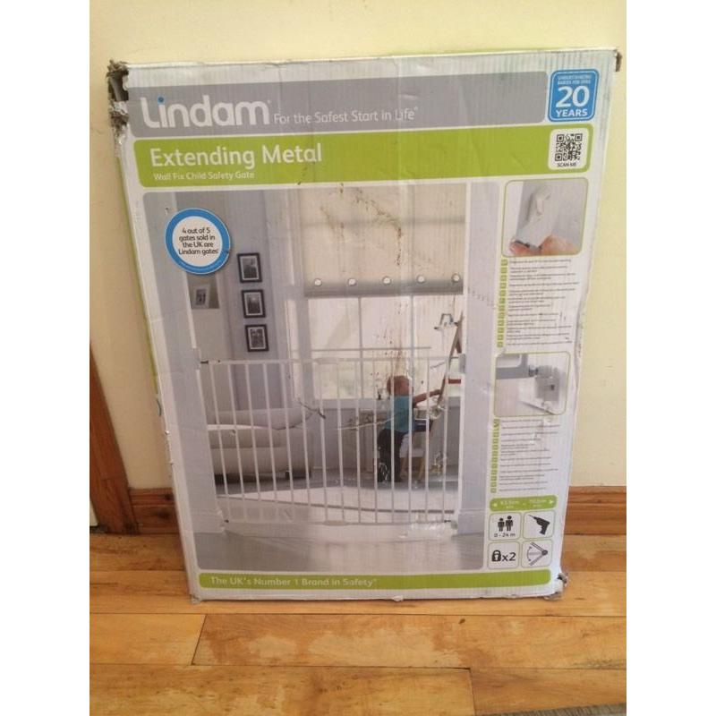 Lindam extending gate