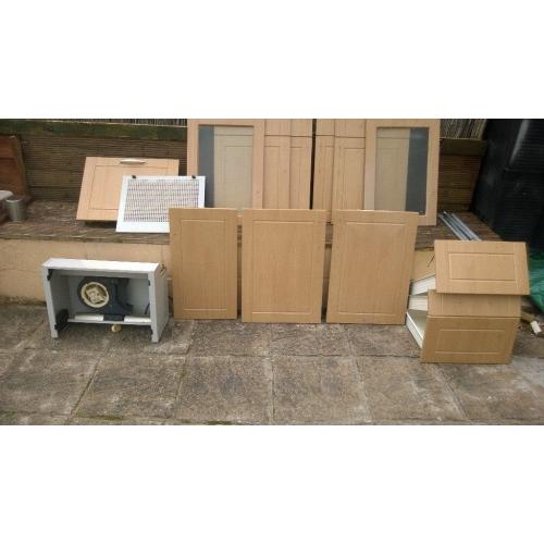 kitchen doors and extractor fan