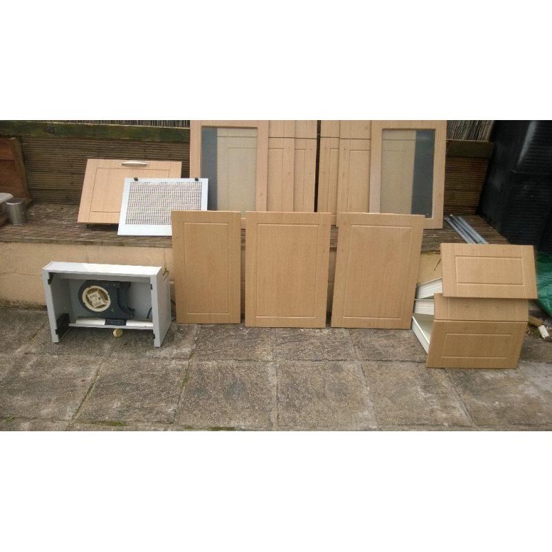 kitchen doors and extractor fan