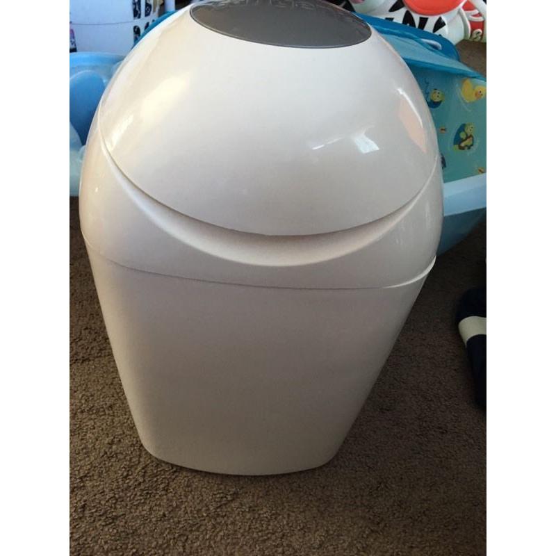 Tommee tippee nappy bin