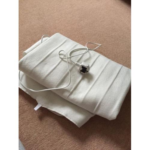 Silent Night Heated Blanket