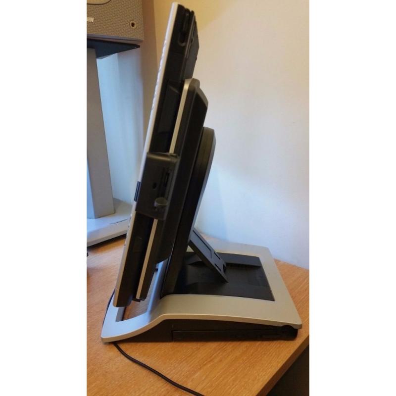 Windows 7 Fujitsu Stylistic ST5112 Tablet with DVD Drive Docking Station