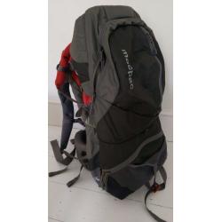 Macpac child/toddler carrier. Fantastic conditon