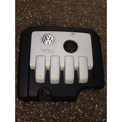 Golf engine cover 04/08