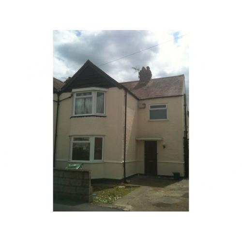 Double room to let in coverley road Headington and Coverley road