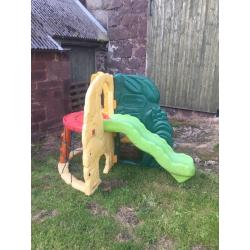 Children's garden play centre
