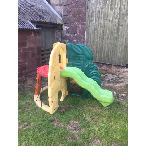Children's garden play centre