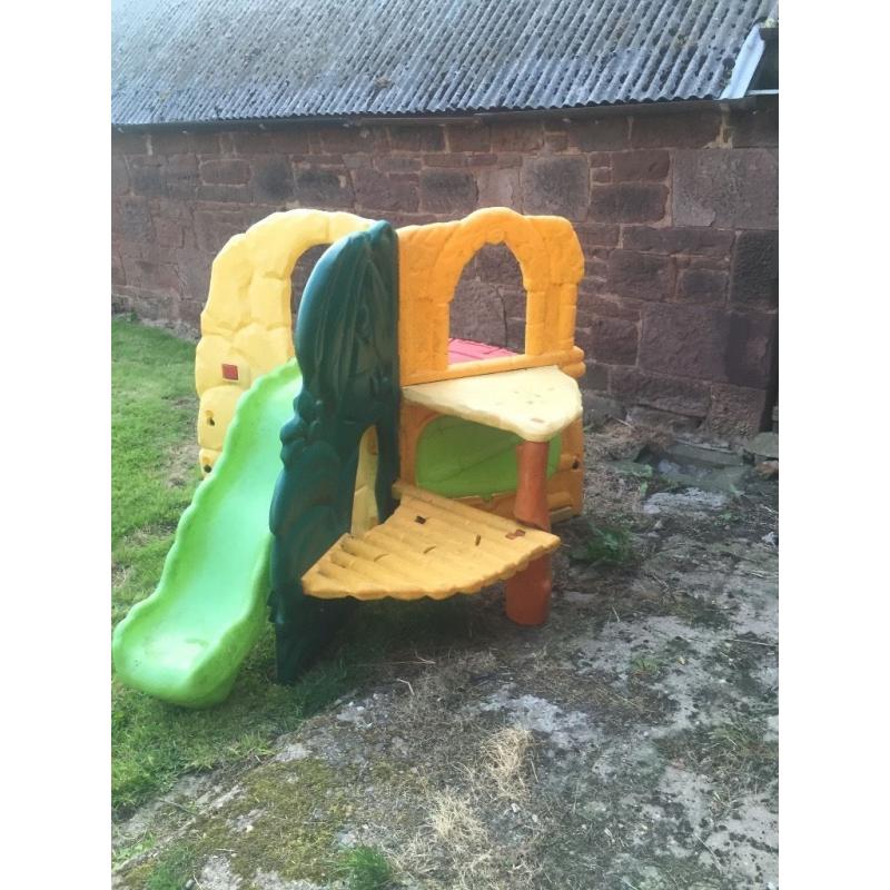 Children's garden play centre