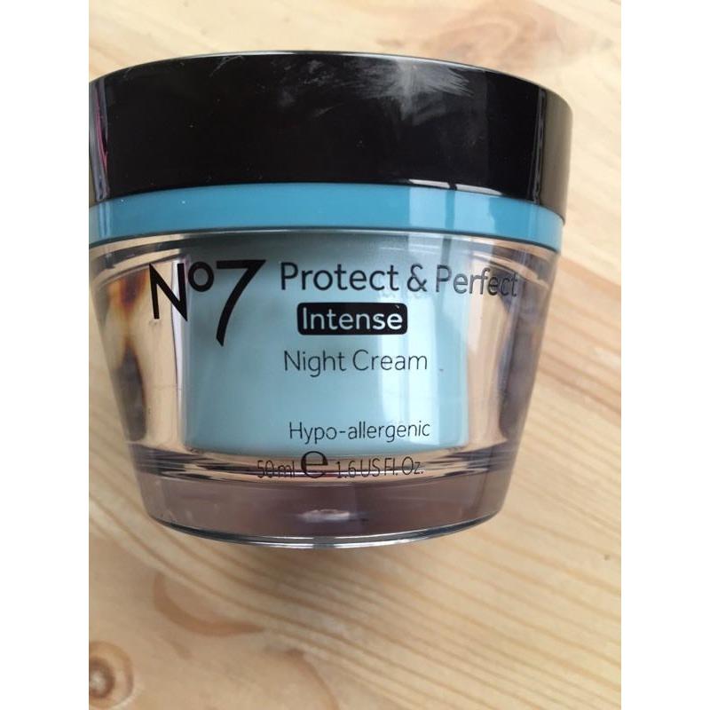 No 7 Protect and Perfect Night Cream