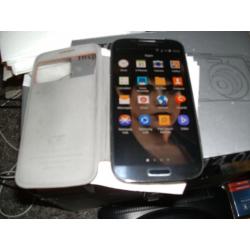 SAMSUNG GALAXY S4 16gb gt-i9505 4g UNLOCKED & EXTRAS