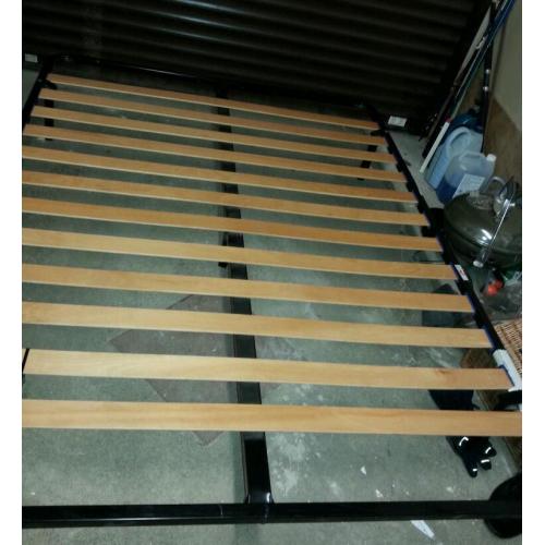 Double bed frame