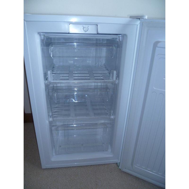 Currys Essentials, 50cm undercounter freezer