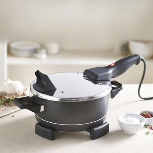 Remoska standard tabletop cooker with recipe book