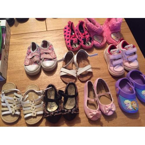 Girls shoes