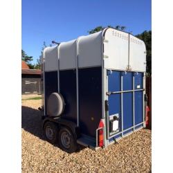 Ifor Williams HB510 Double Horse Trailer for large horses. Close to New Condition. Alloy floor