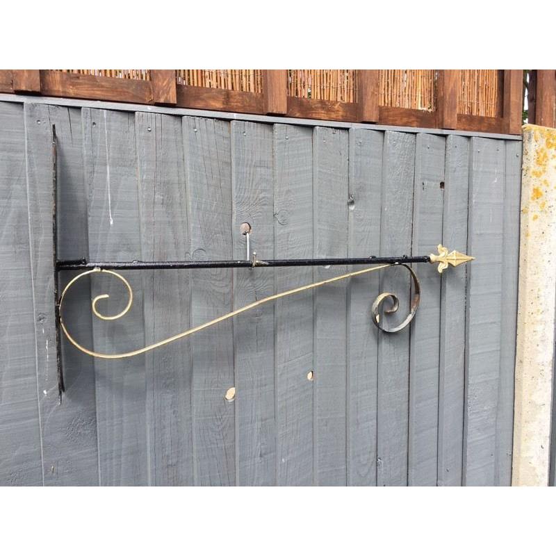 Quirky metal arrow sign pub restaurant advertising direction house name