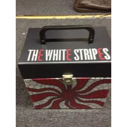 The white stripes super rare 7" record box